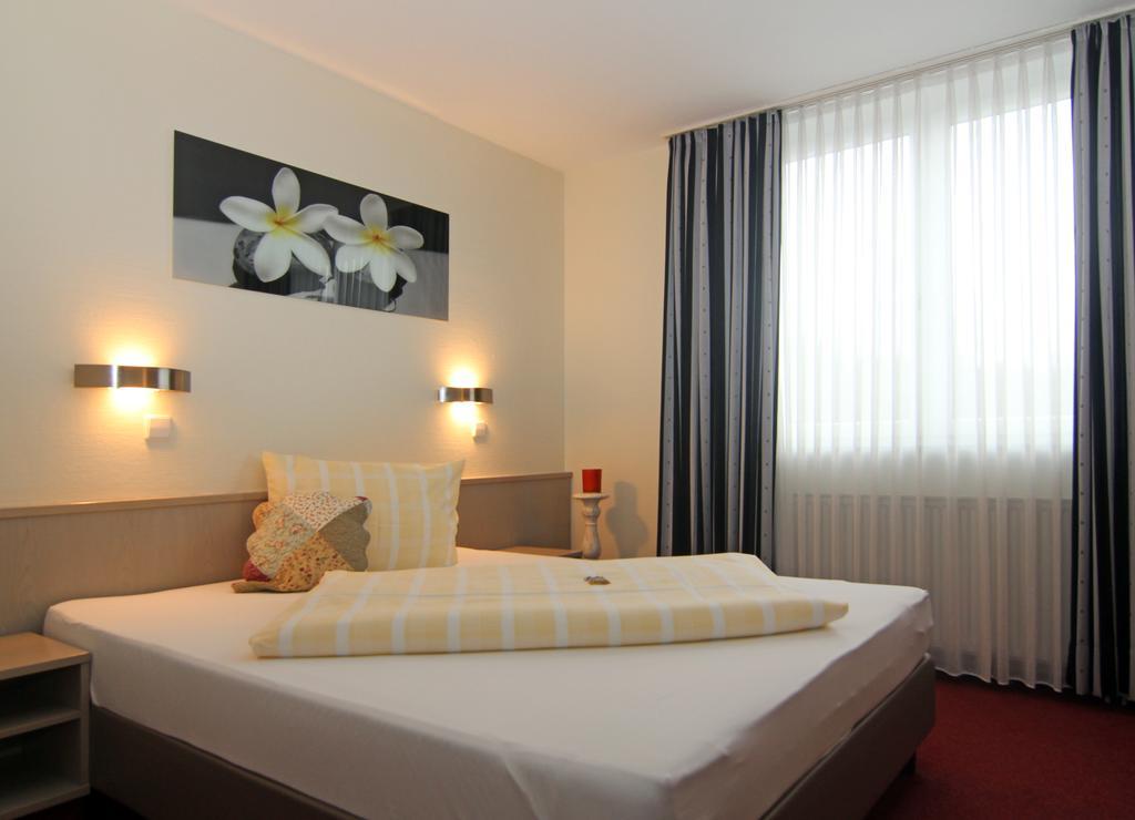 Sporthotel Öhringen Cameră foto
